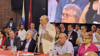 El expresidente Julio María Sanguinetti anticipó que el próximo 1 de marzo dejará su cargo de Secretario General del Partido Colorado. El expresidente Julio María Sanguinetti anticipó que el próximo 1 de marzo dejará su cargo de Secretario General del Partido Colorado.