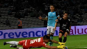 El Sabalero golpeó sobre el final y se llevó un triunfazo El Sabalero golpeó sobre el final y se llevó un triunfazo