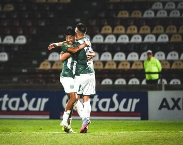 Banfield goleó 6-0 a Ciudad Bolívar y avanzó en Copa Argentina