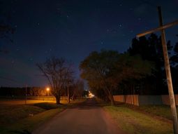 policia quedo escrachado cuando tenia sexo en una calle lindera al cementerio de canuelas policia quedo escrachado cuando tenia sexo en una calle lindera al cementerio de canuelas