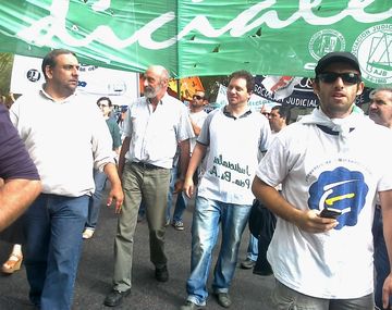 Los judiciales bonaerenses acordaron una suba del 32