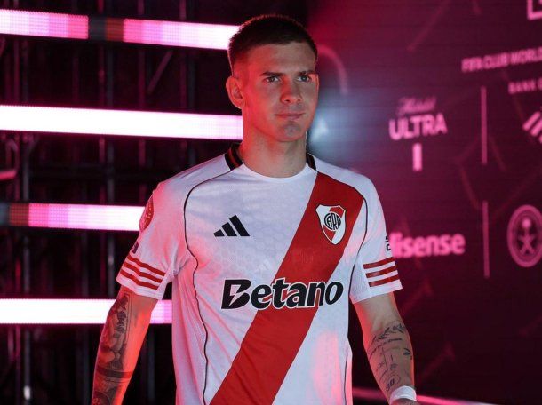 Una subasta millonaria en la cena de River: 55 millones por el Kit Mastantuono