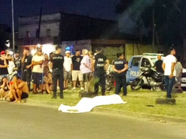 Monte Chingolo: un policía abatió a un delincuente de 14 años que intentó robarle la moto