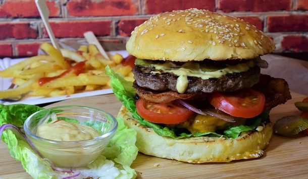 Las hamburguesas tienen su merecido d&iacute;a