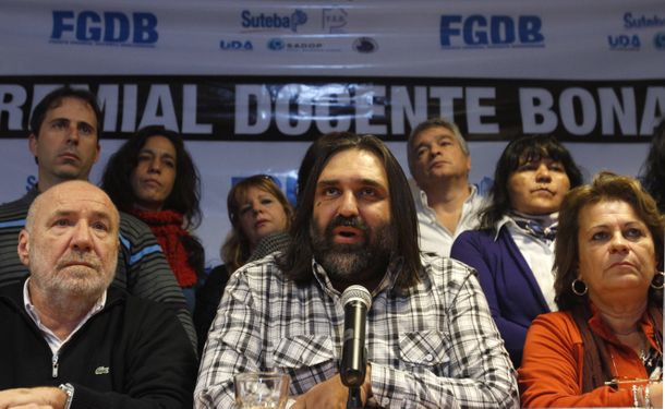 Denunciarán penalmente a Baradel por el paro docente