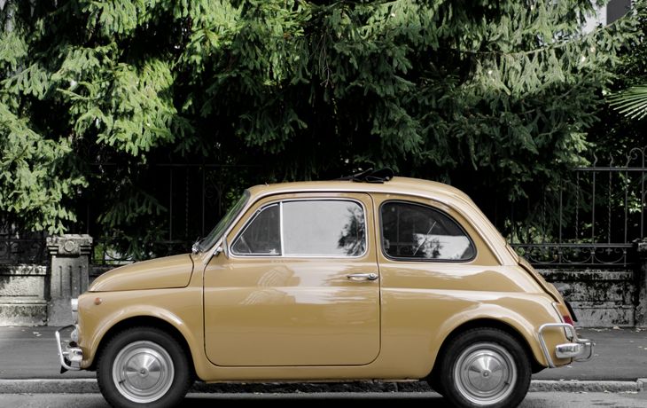 Atención dueños de autos: Gobierno digitaliza legajos y cambia un trámite clave para vehículos antiguos