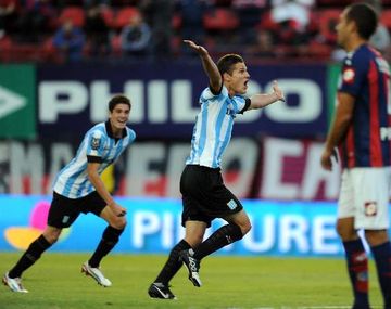 Racing fue contundente y goleó a San Lorenzo en el Bajo Flores