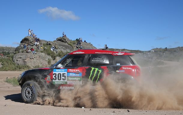 En medio de la polémica, Orly Terranova se quedó con la séptima etapa del Dakar