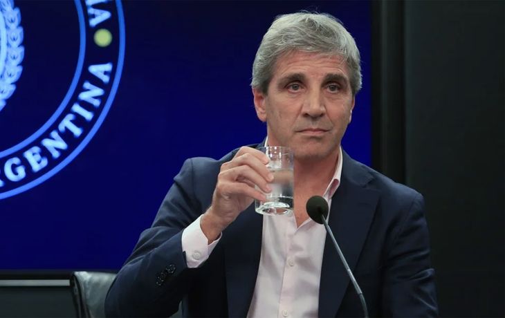 Ministro Luis Caputo.