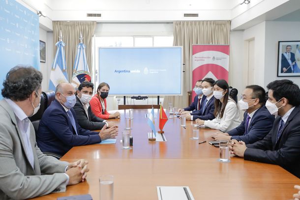 Hay acuerdo con China para la modernización de varias líneas ferroviarias