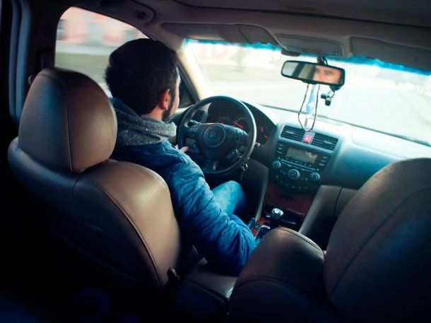 Cuánto cuesta viajar en un auto de aplicación en medio del paro general de la CGT