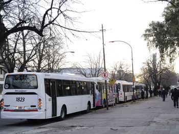 Se levantó el paro de colectivos en La Plata