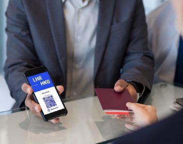 El pasaporte sanitario será exigido por primera vez en un vuelo entre Madrid y Montevideo