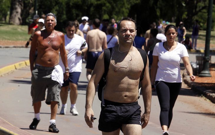 Renuevan alerta amarilla por la ola de calor en la Ciudad