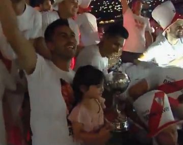 Pity Martínez en el festejo en el Monumental por la Libertadores