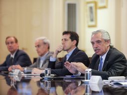 Gobierno y gobernadores no acatarán el fallo político de la Corte por la coparticipación
