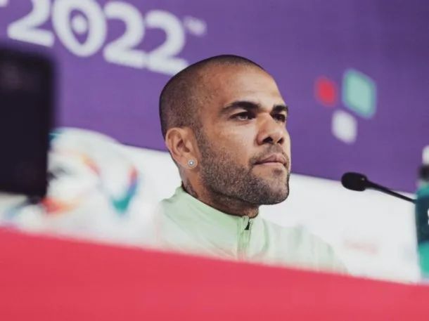Los abogados de Dani Alves pedirán su libertad provisional: cómo está su situación