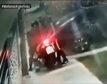 Un motoquero se defendió de un ataque motochorro y puso a los delincuentes en fuga