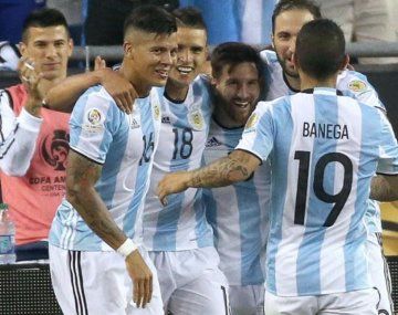 Un argentino que no juega hace años en la Selección hizo el mejor gol de la Premier League