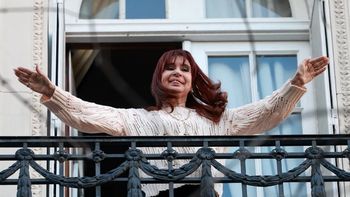 Foto: Reuters, Cris Sille