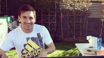tras el triunfo en el clasico messi celebro con un asado tras el triunfo en el clasico messi celebro con un asado