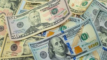 El dólar subió levemente y mantiene su racha positiva en lo que va del mes. El dólar subió levemente y mantiene su racha positiva en lo que va del mes.