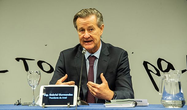 Gabriel Gurméndez no se guardó nada contra la Intendencia de Montevideo y Carolina Cosse.