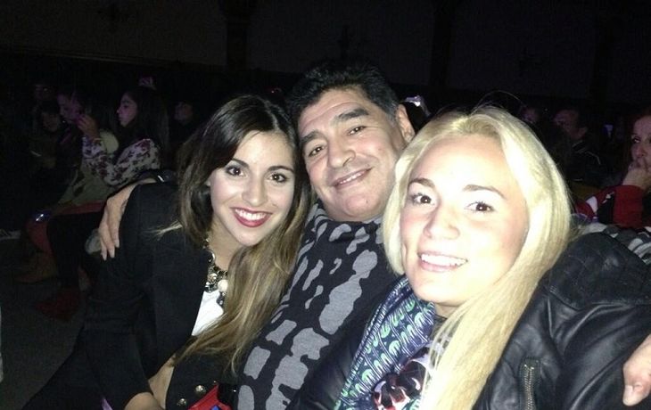 Gianinna, con su papá y Rocío Oliva