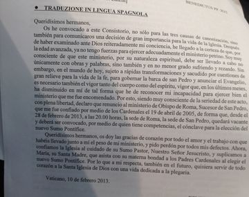 Benedicto XVI anunció su dimisión con una carta