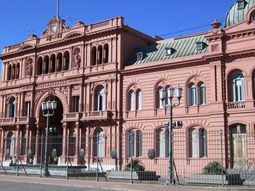 El Gobierno endureció el régimen para acreditaciones en Casa Rosada