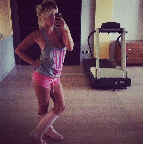 El look hot de Wanda Nara para hacer gimnasia