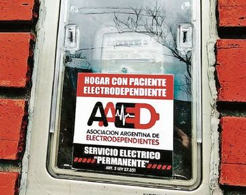 Electrodependientes se identifican con este cartel