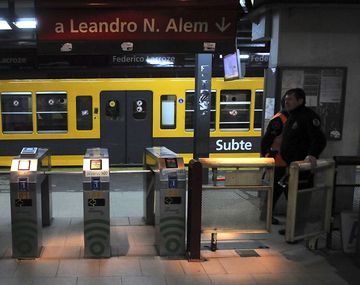El Gobierno advierte que ya pagó los subsidios al subte