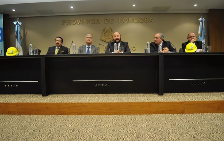 De Vido firmó convenios para obras en Formosa