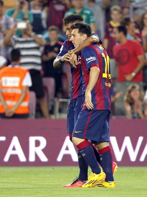 En el día de sus regresos, Messi y Neymar anotaron en la goleada del Barcelona