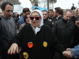 hebe de bonafini pidio la exencion de prision y dijo que declarara el lunes hebe de bonafini pidio la exencion de prision y dijo que declarara el lunes