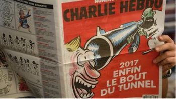 charlie hebdo, durisima con la izquierda a 2 anos del ataque charlie hebdo, durisima con la izquierda a 2 anos del ataque