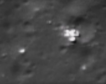 ¿Una base extraterrestre en la Luna?