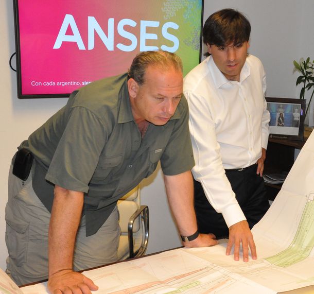 Bossio y Berni ultiman la seguridad de terrenos para el plan Procrear