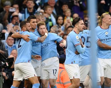Manchester City goleó 4-1 al Arsenal y sueña con llegar a la cima
