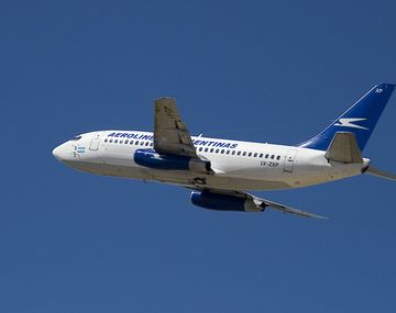 Avion JH 105