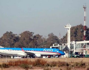 Rosario: avión de Austral tuvo un aterrizaje de emergencia