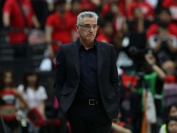 Julio Lamas comparó el descenso de Atenas de Córdoba con el de River en 2011