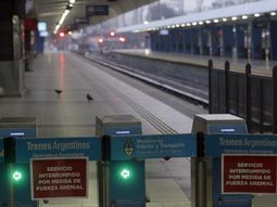 el transporte publico colapso por el paro del tren sarmiento el transporte publico colapso por el paro del tren sarmiento
