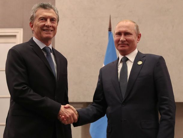 Macri y Putin en la cumbre del BRICS - Crédito: @mauriciomacri