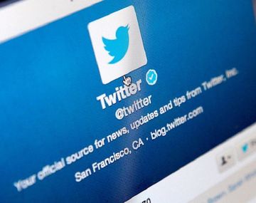 Twitter suspende cientos de miles de cuentas de extremistas