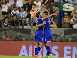 Vélez necesita engrosar su promedio para la próxima temporada Vélez necesita engrosar su promedio para la próxima temporada