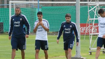 la seleccion ya se entrena pensando en peru la seleccion ya se entrena pensando en peru