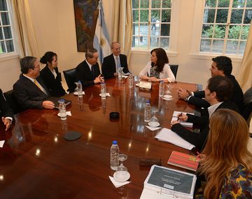Mitsubishi presentó a Cristina sus proyectos de inversión