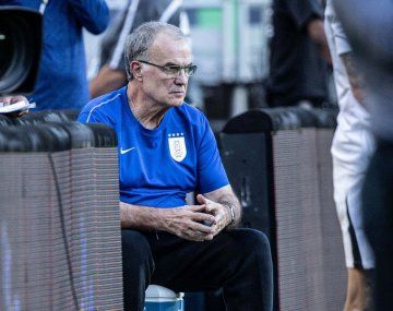 Bielsa liquidó al DT de México por no jugar con titulares tras la humillante goleada